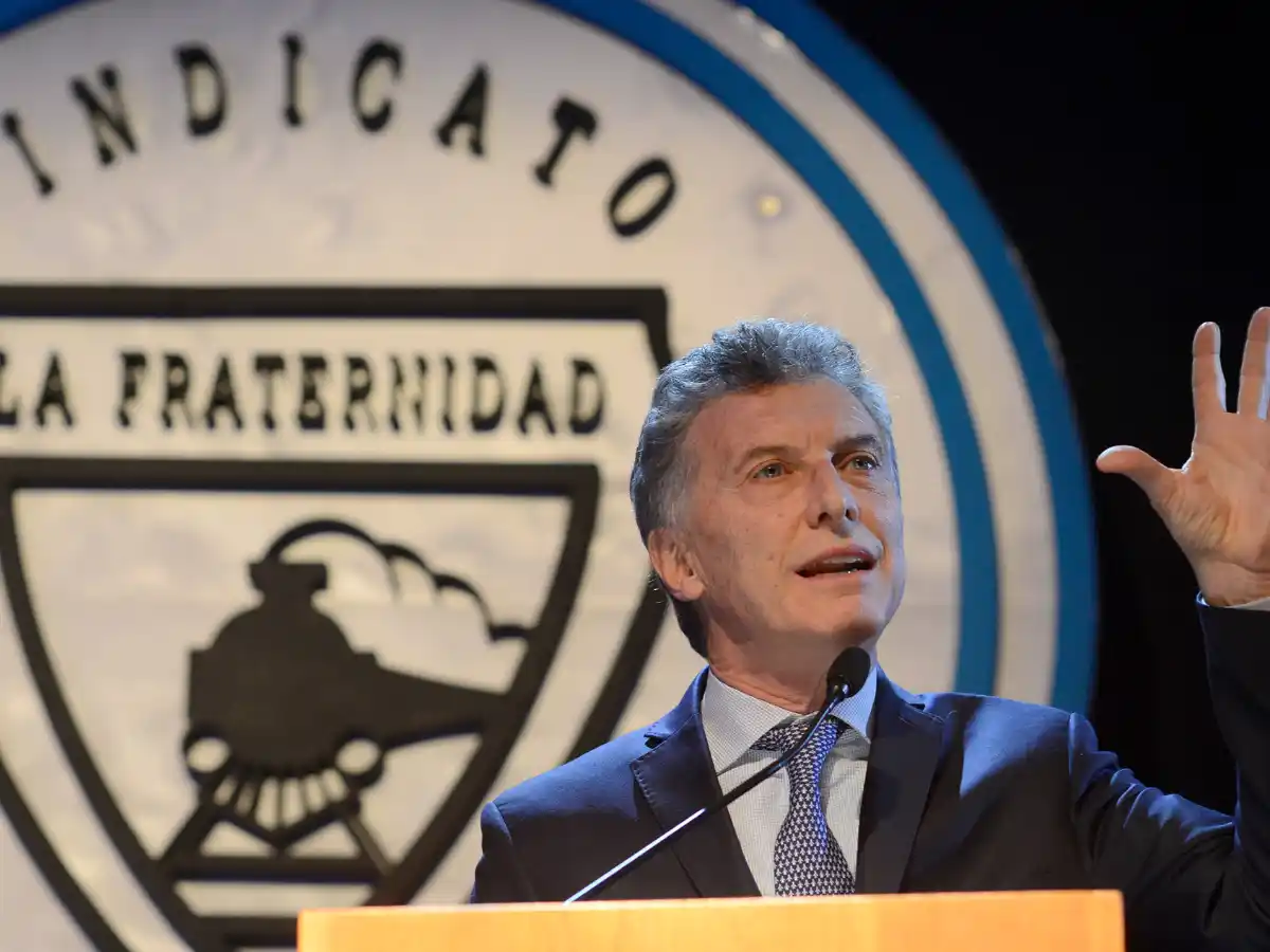 Macri pidió a sindicalistas seguir "trabajando juntos por la Argentina" 