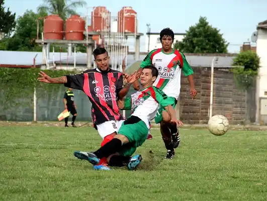 Divisional B: Central lo empató en un minuto y sigue solo en la punta 