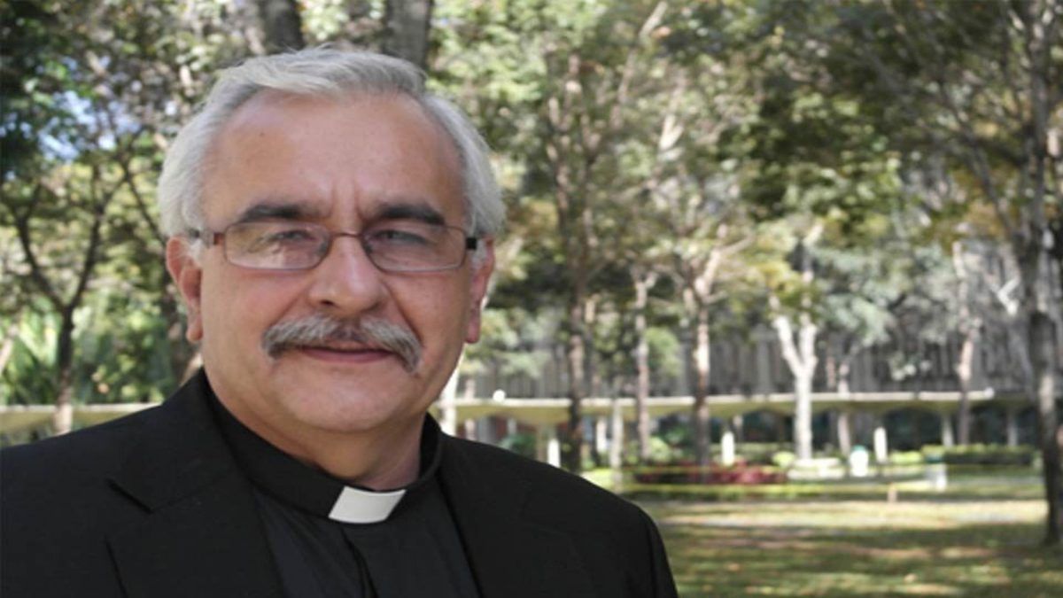 Fallece a los 63 años de edad el rector de la UCAB, José Virtuoso