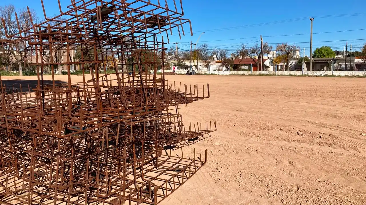 La EFO comenzó a construir su polideportivo
