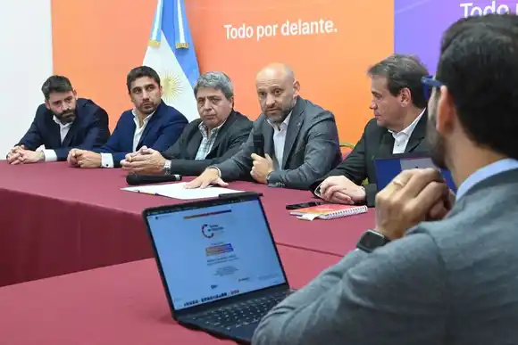 Puccini presentó la 3ª Ronda de Negocios de Consumo Masivo para potenciar el comercio santafesino