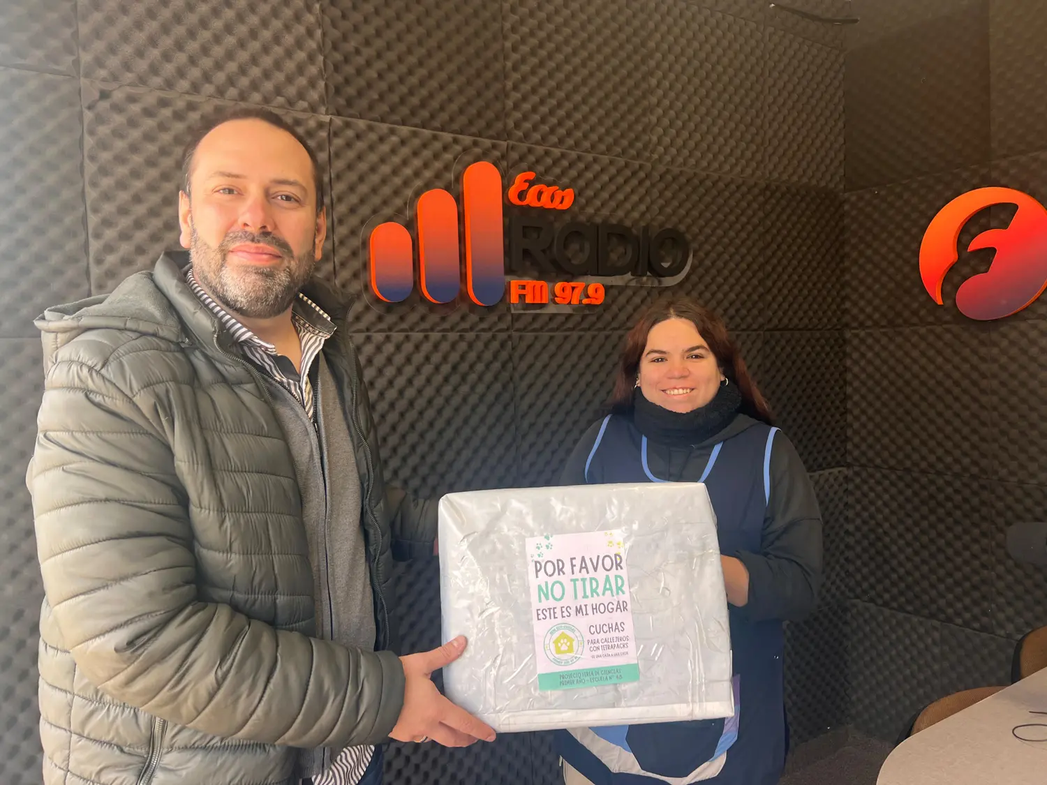 "Una caja, una casa"