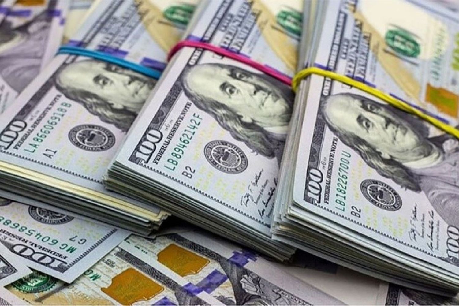 El dólar blue marcó un nuevo récord y los financieros presionan al alza