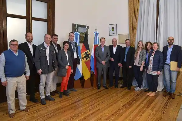 Resaltan el intercambio turístico, productivo y estudiantil con Alemania