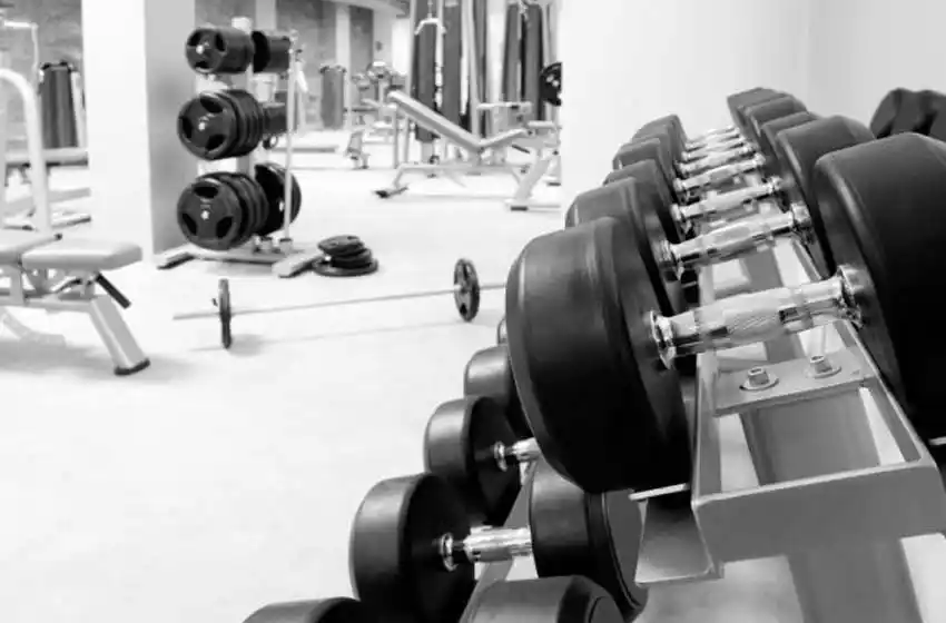 La bronca de una joven rosarina que fue a un gimnasio y la GUM lo clausuró: «Te quieren encerrado»