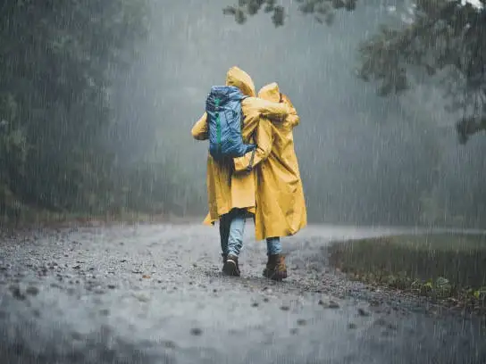 Emiten alerta amarilla por tormentas fuertes para la madrugada y mañana del domingo