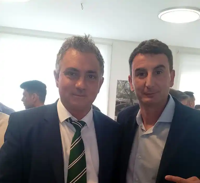 Reunión. Valiante junto a Sebastián Pareja