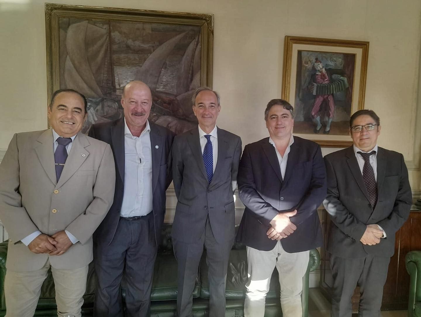 Alertan por el caos institucional de la UNaF