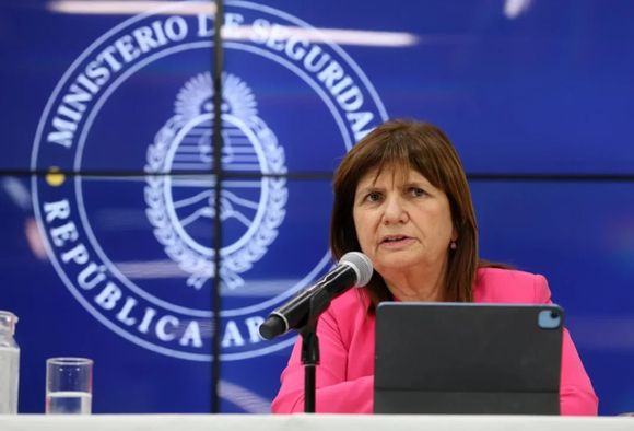 Bullrich confirmó que aplicará el protocolo antipiquetes en la movilización de la CGT contra la Ley Bases