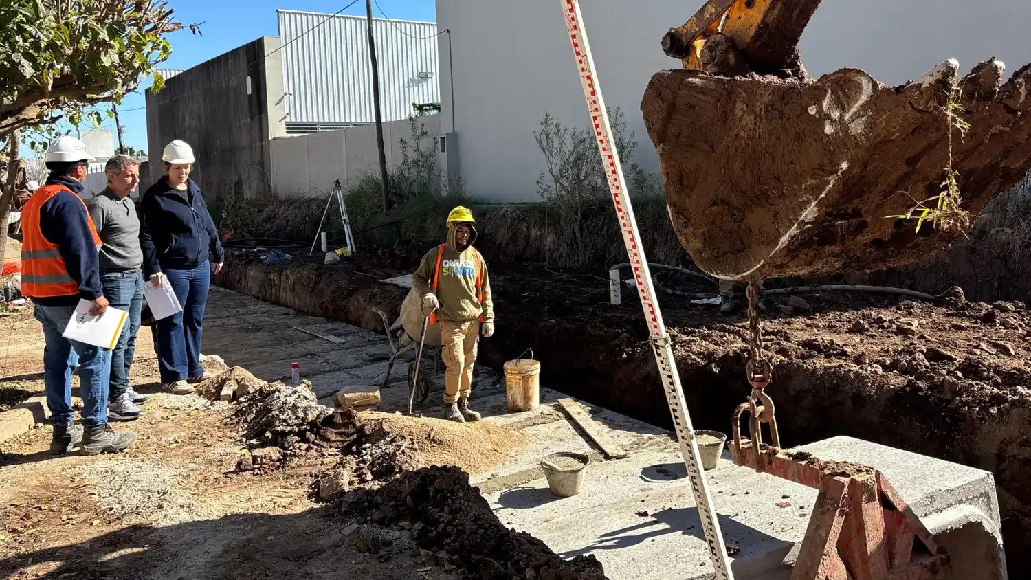 El entubado del canal pluvial en barrio Parque entra en la última etapa de obra