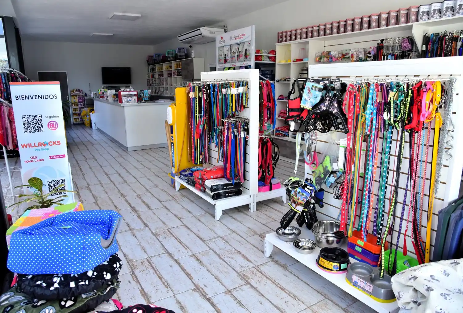 Willrocks, en Dante Alighieri 641, al servicio de las mascotas