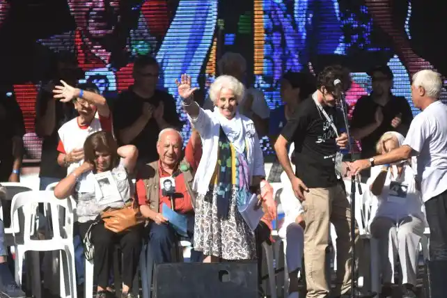 Polémica y cruces por el acto del 24 de Marzo
