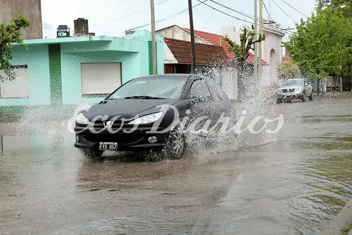 Un domingo con lluvia y granizo