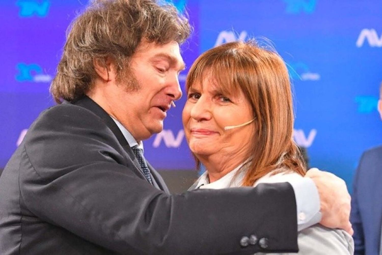 Bullrich niega que Macri sea el jefe de campaña de Milei y acepta la dolarización