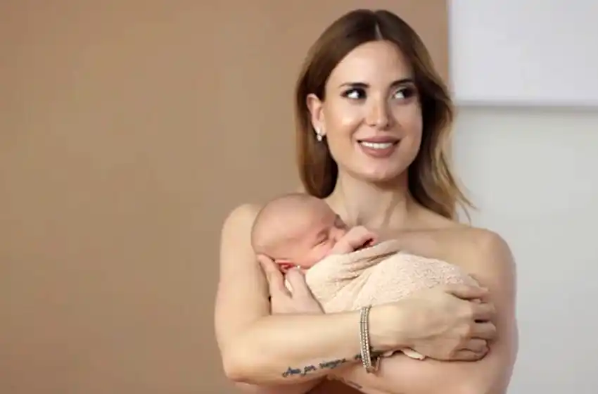 Jésica Cirio: «Obvio que me quedó pancita post parto»