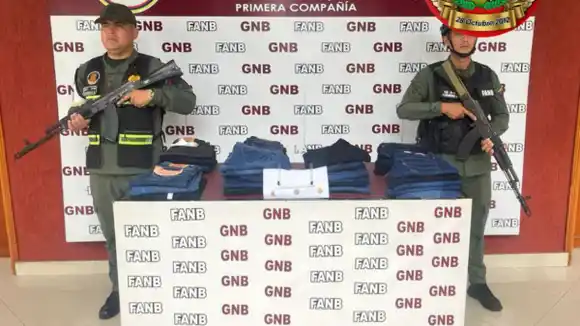 PANTALONES DE LA DROGA: incautaron más de 18 kilogramos de cocaína impregnada en la ropa