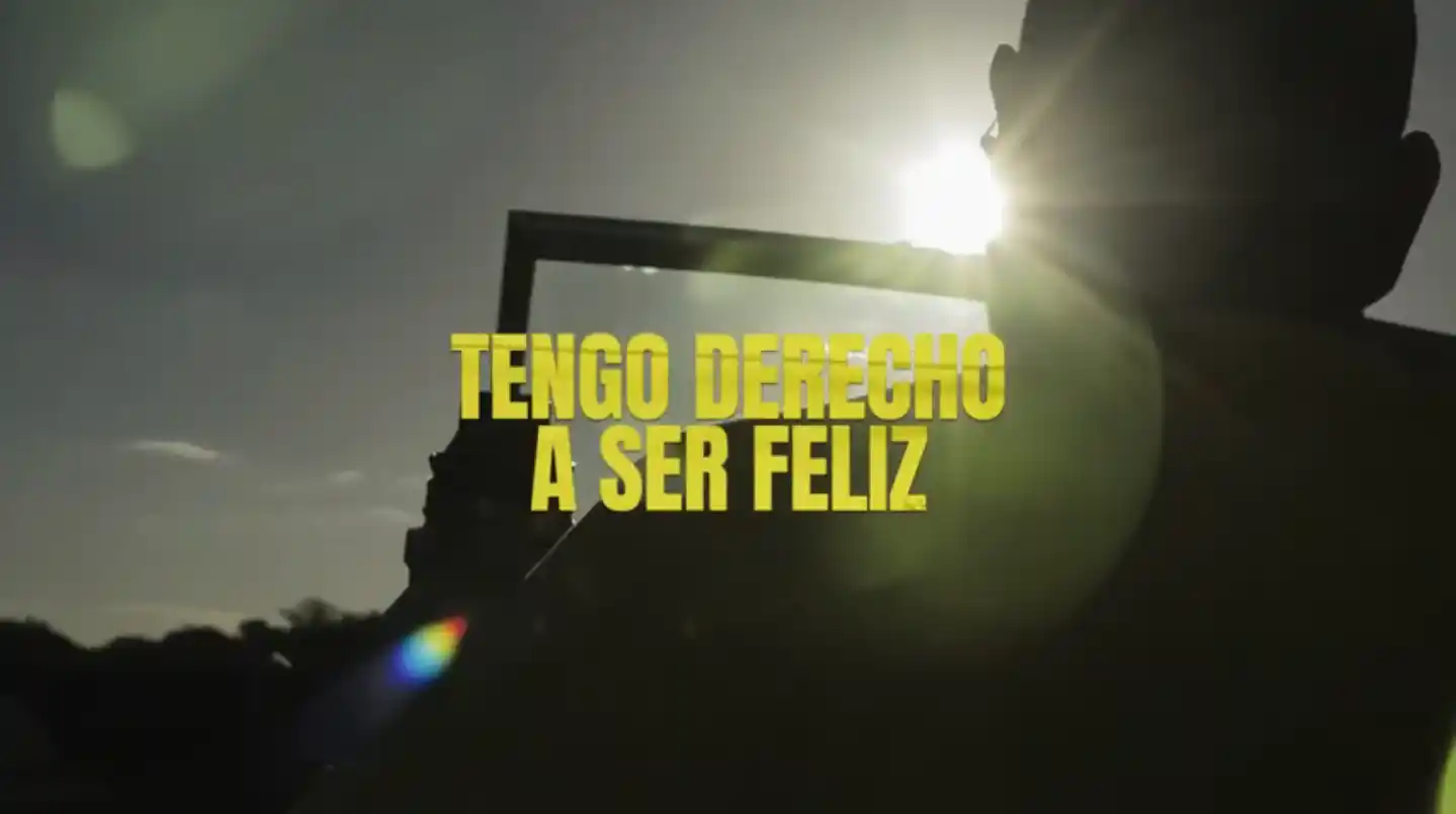 "Tengo derecho a ser feliz": El ex candidato a intendente que se lanzó a la música