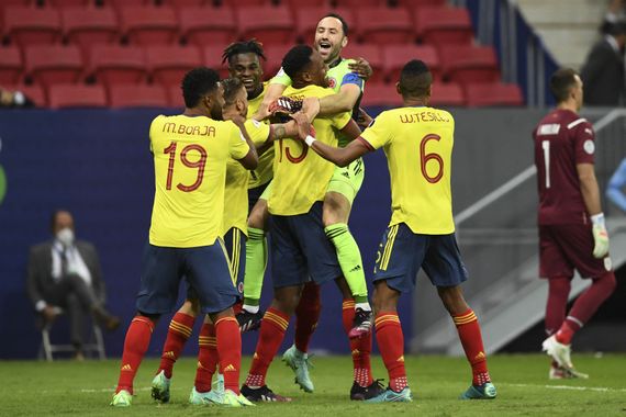 Colombia eliminó en los penales a Uruguay