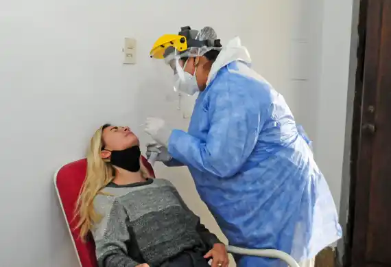 El centro de demanda espontánea de hisopados funcionará sábados y domingos