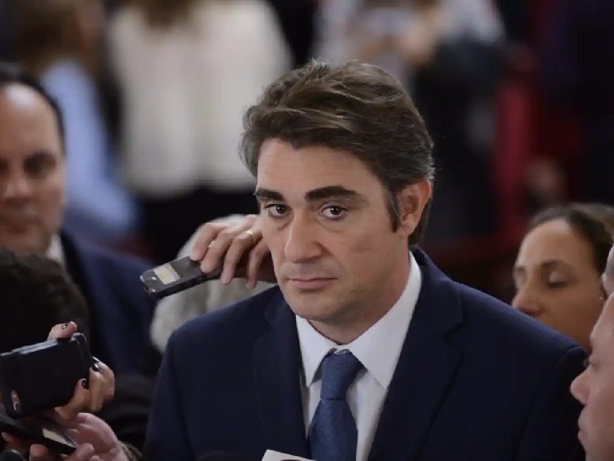 Iguacel sostuvo que no habrá más subas de gas y luz en lo que queda del año