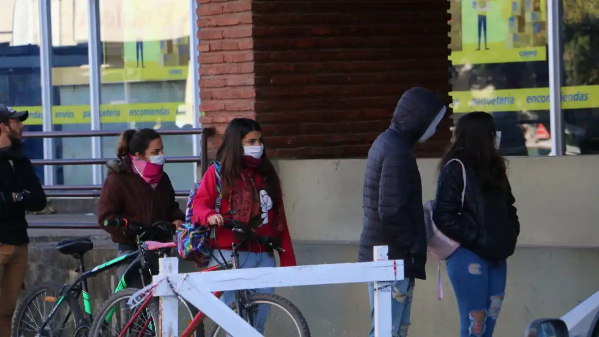 Comienza el calendario de pago del Ingreso Familiar de Emergencia