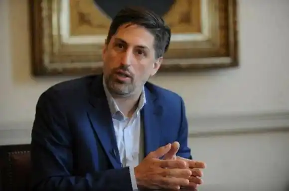 Trotta: “La vacunación de estudiantes nos permitirá recuperar la presencialidad absoluta en 2022”