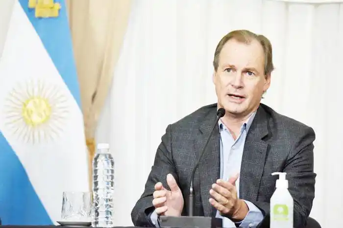 La provincia autorizó el funcionamiento de comercios minoristas y oficios 