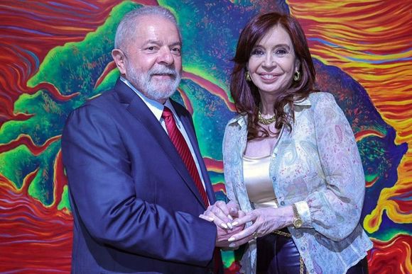 La Justicia autorizó a Lula a visitar a Cristina