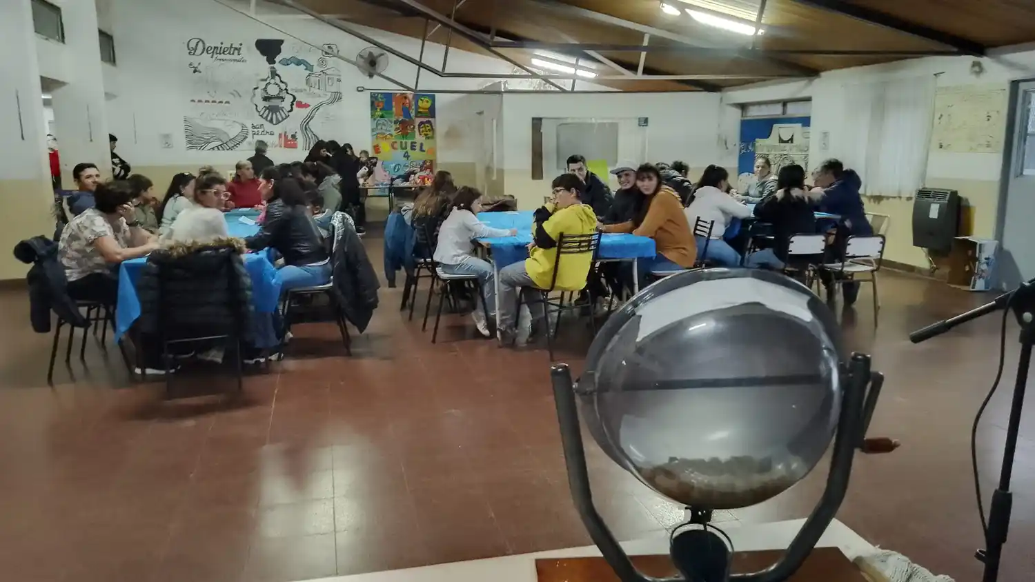 Así fue la lotería familiar en la secundaria 11