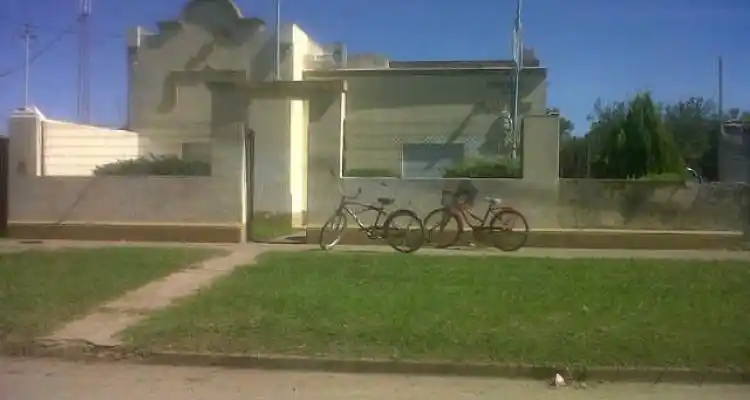 Un joven de 17 años apuñalado en Santa Lucía