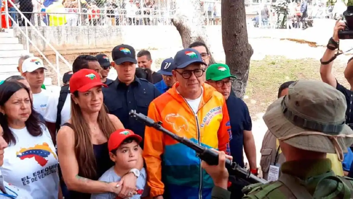 ALTOS FUNCIONARIOS DE MADURO «felices» por la convocatoria del simulacro: «esto sí es una elección»