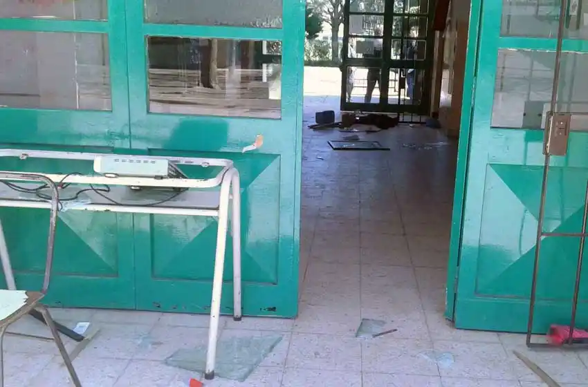 Destacan que se redujeron los actos de vandalismo en las escuelas