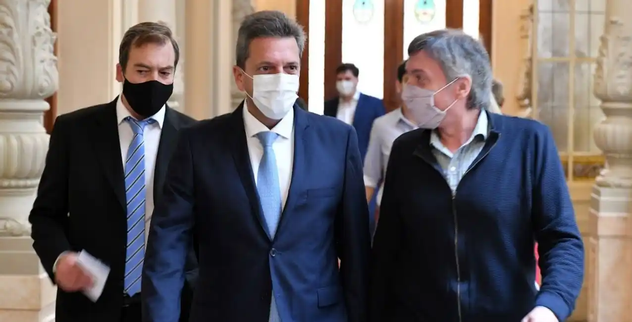 Máximo Kirchner y Massa se reunieron a días del tratamiento del acuerdo con el FMI