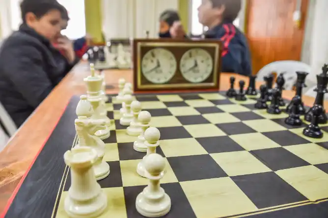 Chascomús da la bienvenida a su Escuela Municipal de Ajedrez
