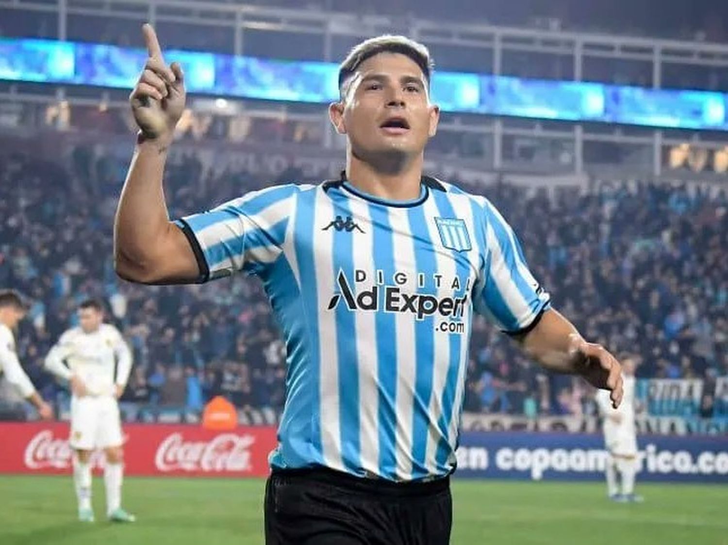 Maximiliano Salas se fue de Racing y se convertirá en el primer refuerzo de River