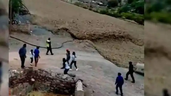 Salta: impresionante alud de barro y piedras