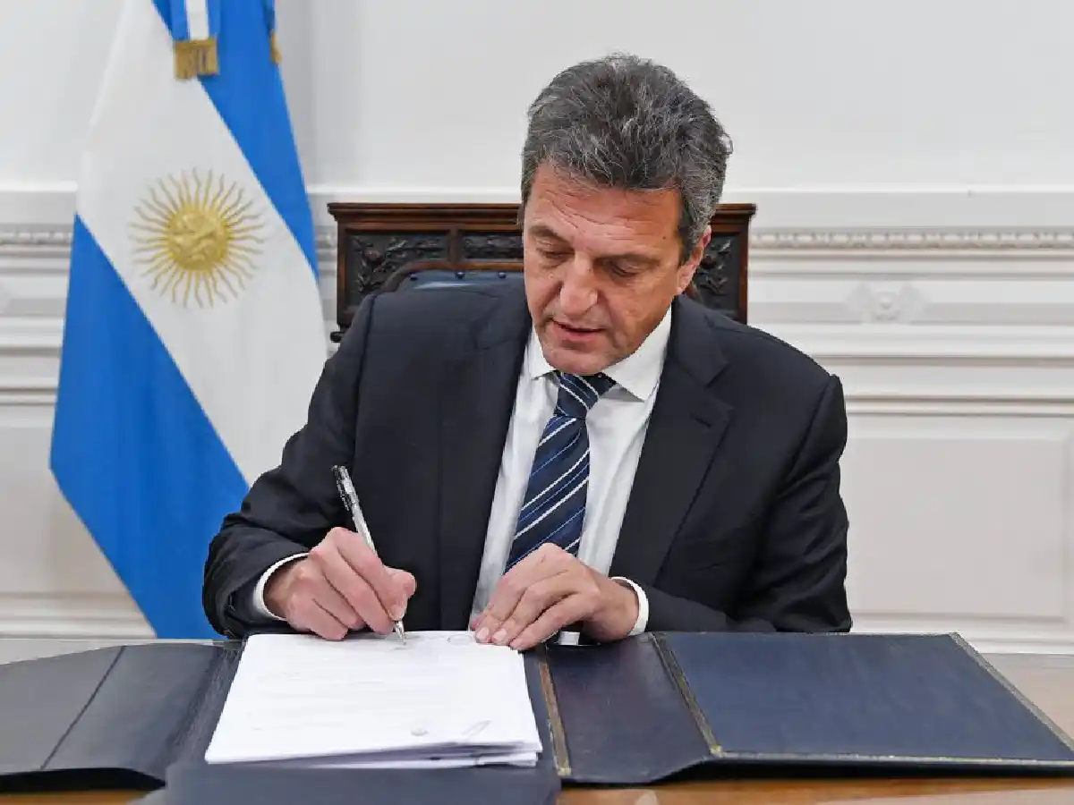 La idea de Massa para generar dólares: incentivos fiscales para agro, energía y software