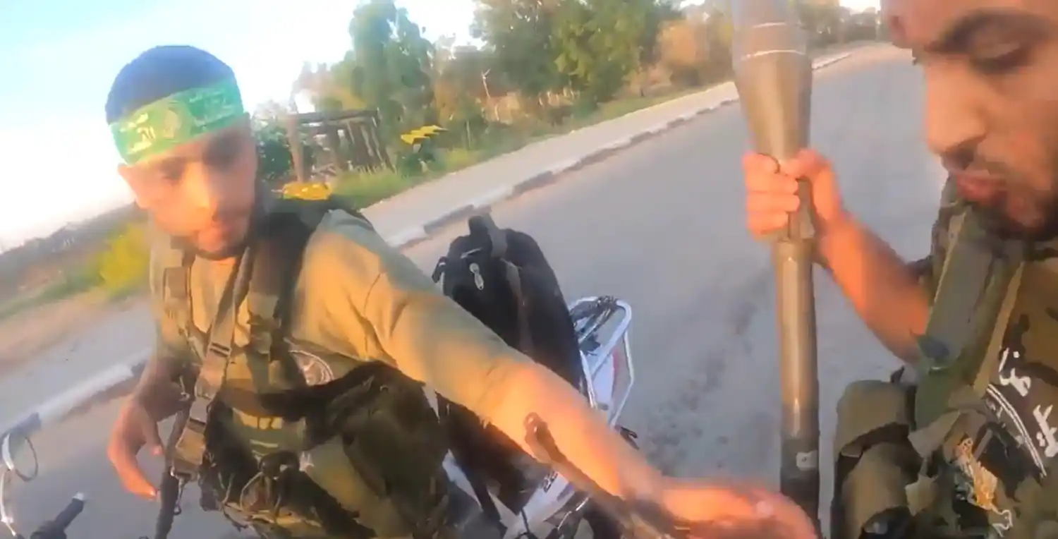 Las imágenes fueron registradas por el propio terrorista.