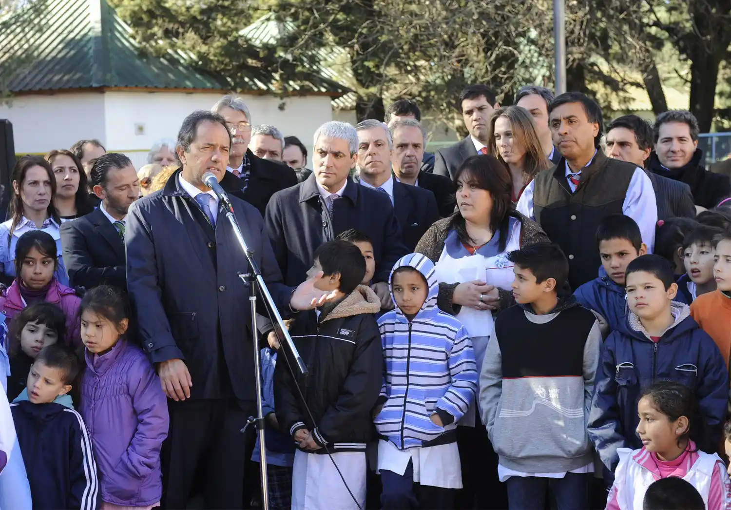 Caso Grassi: Scioli recorrió la fundación Felices los Niños 