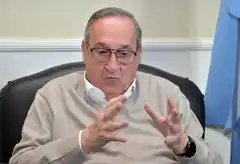 Lunghi solicitó una urgente solución para los afiliados de IOMA