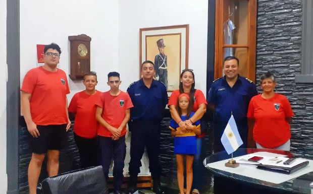 Autoridades policiales recibieron a integrantes de K9.