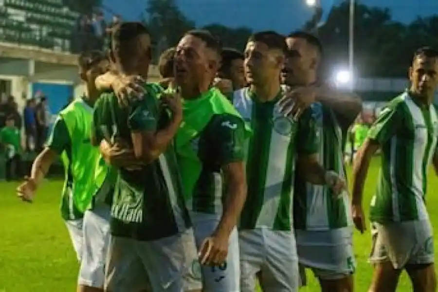 Camioneros ascendió al Federal A