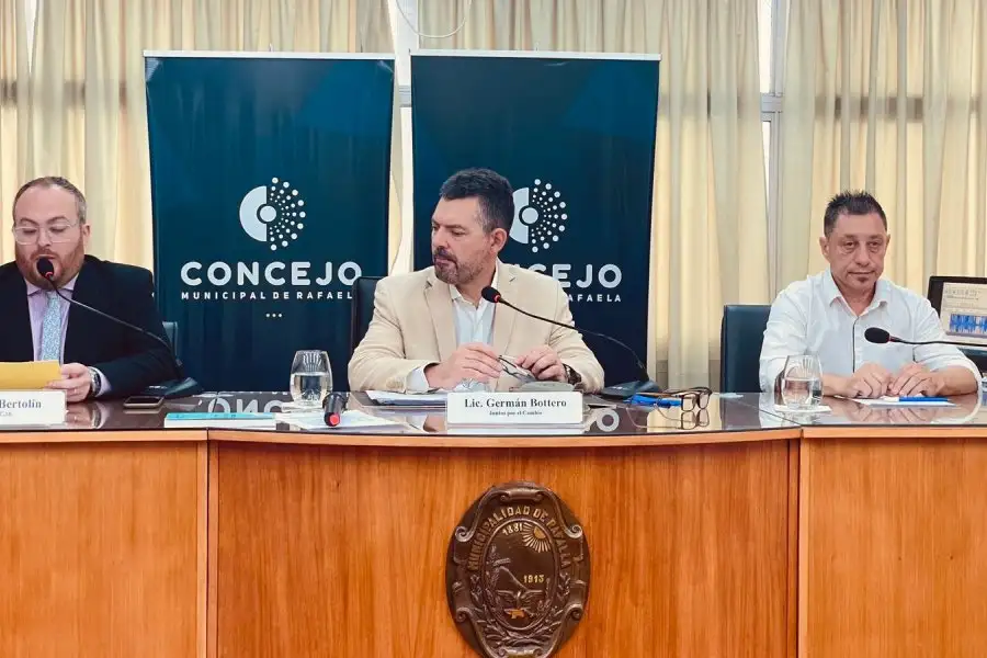 Bertolin, Bottero y Trigueros, autoridades electas del Concejo Municipal