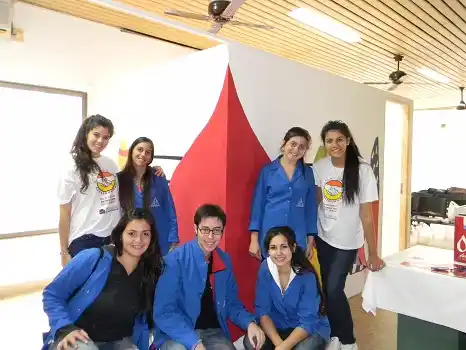 Jóvenes pintaron un mural para destacar la donación de sangre