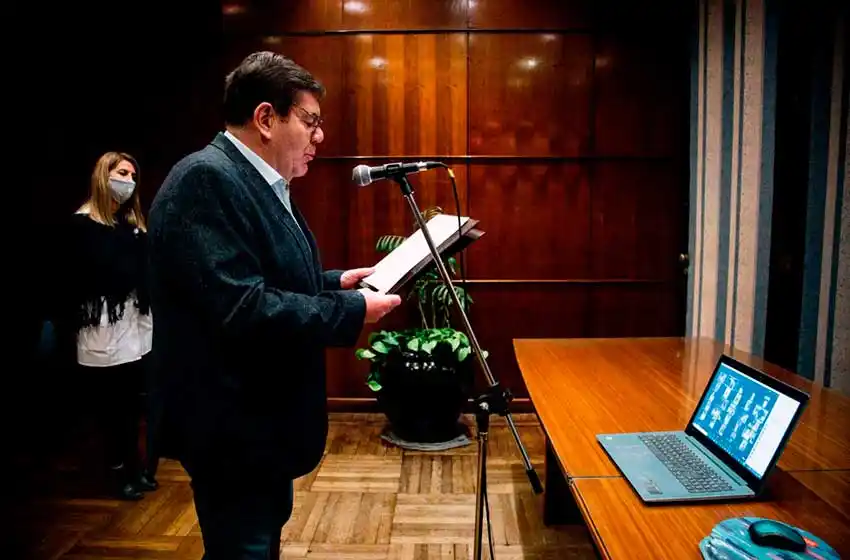 Alumnos marplatenses realizaron la Promesa a la Bandera de forma virtual