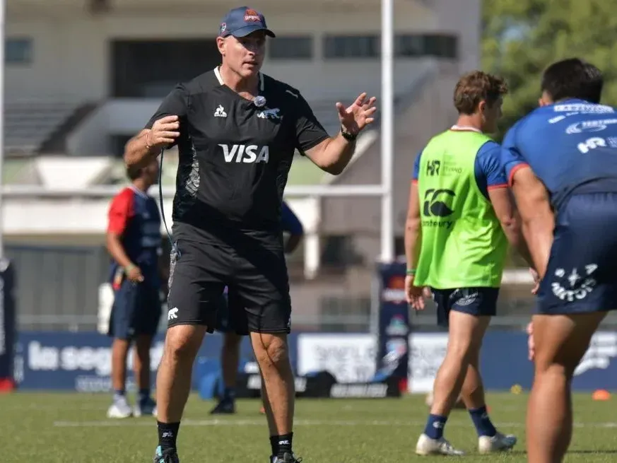 Felipe Contepomi, presente en la práctica de Capibaras XV en el Hipódromo rosarino .Foto: El Litoral
