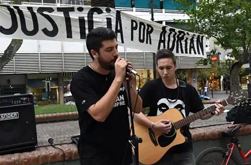 Muerte en el Café de la Flor: «Es remover viejas heridas pero tenemos expectativas»