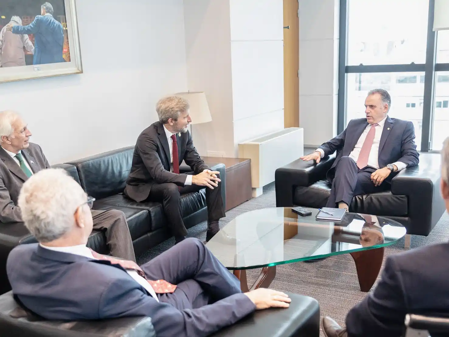 Frigerio se reunió con el presidente de Uruguay