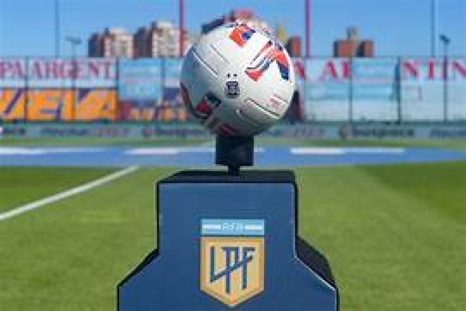 Árbitros designados para la fecha 25