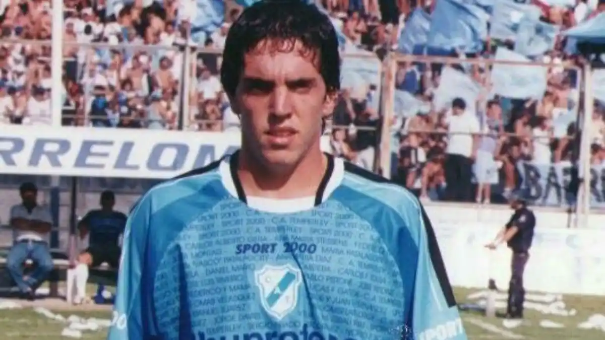 Gabriel Hauche debutó en Temperley y vuelve dos décadas después